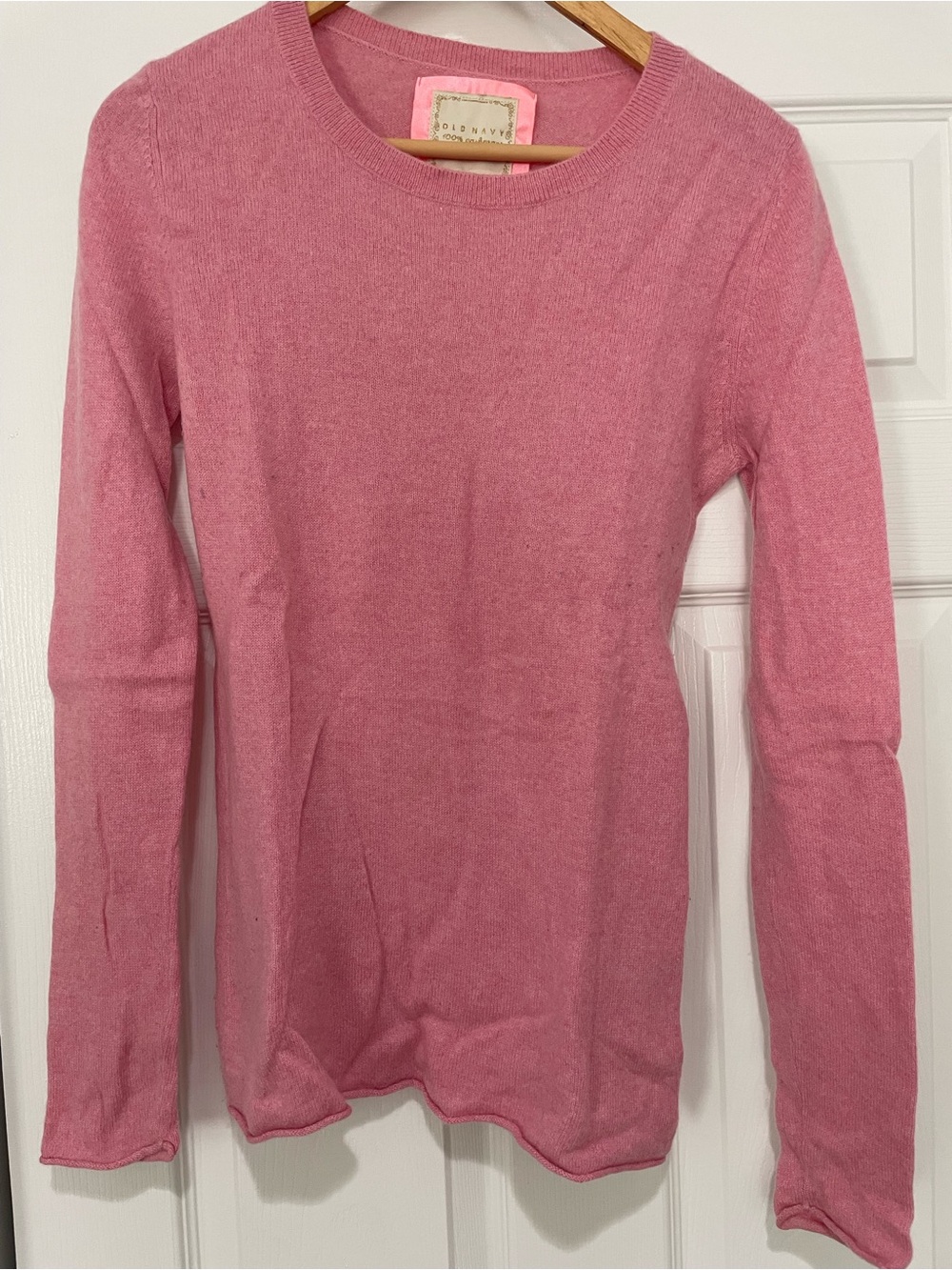 Old Navy Pink Lightweight Crewneck Long-Sleeve Top